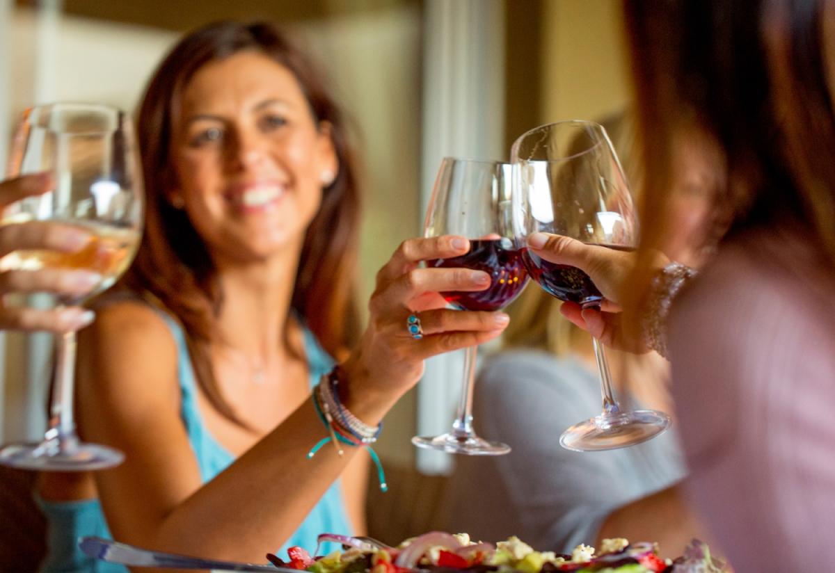 A nők ma már ugyanannyit isznak, mint a férfiak