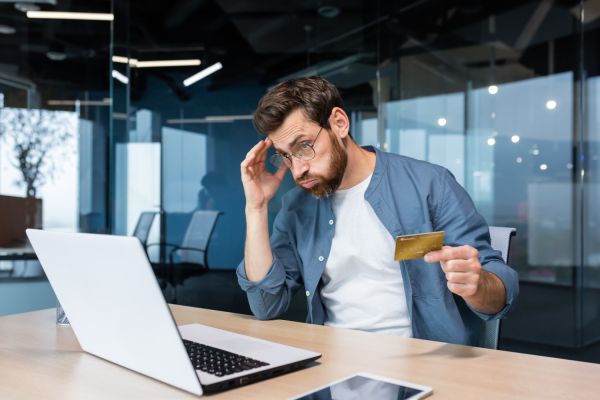 Szintet léptek a digitális bűnözők: újabb módszerekkel csalják tőrbe a fogyasztókat!