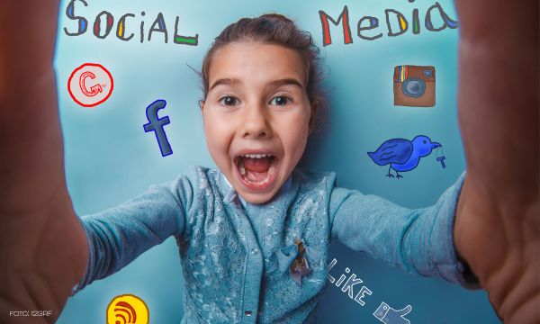 Mikor áll készen egy gyermek a közösségi média használatára?