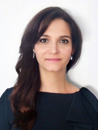 Dr. Riszter Magdolna