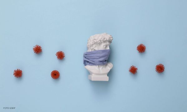 Kovédia két felvonásban